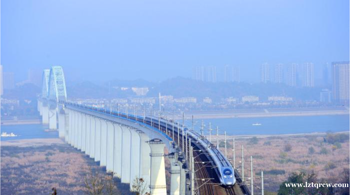 湖北宜昌构建高能级综合交通枢纽体系